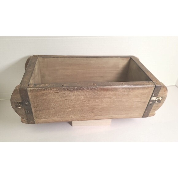 Vintage Rustic Primitive Farmhouse Decor Wooden Brick Mold Box 12x6x4 Marked WKK - Picture 3 of 4